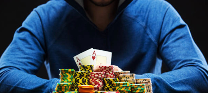 Conseils et astuces utiles pour vous donner un avantage à la table de poker